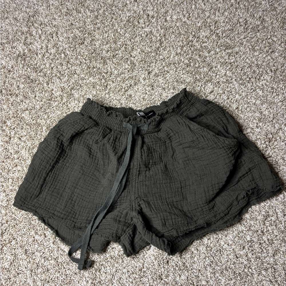 Women's green Shorts